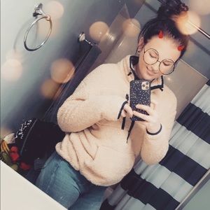 Meet your Posher, Kimmy